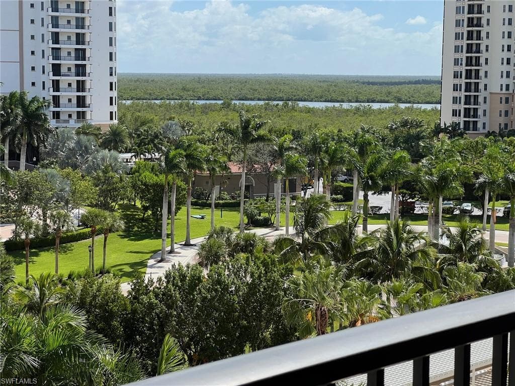 1065 Borghese Ln 704, Naples, FL 34114-39