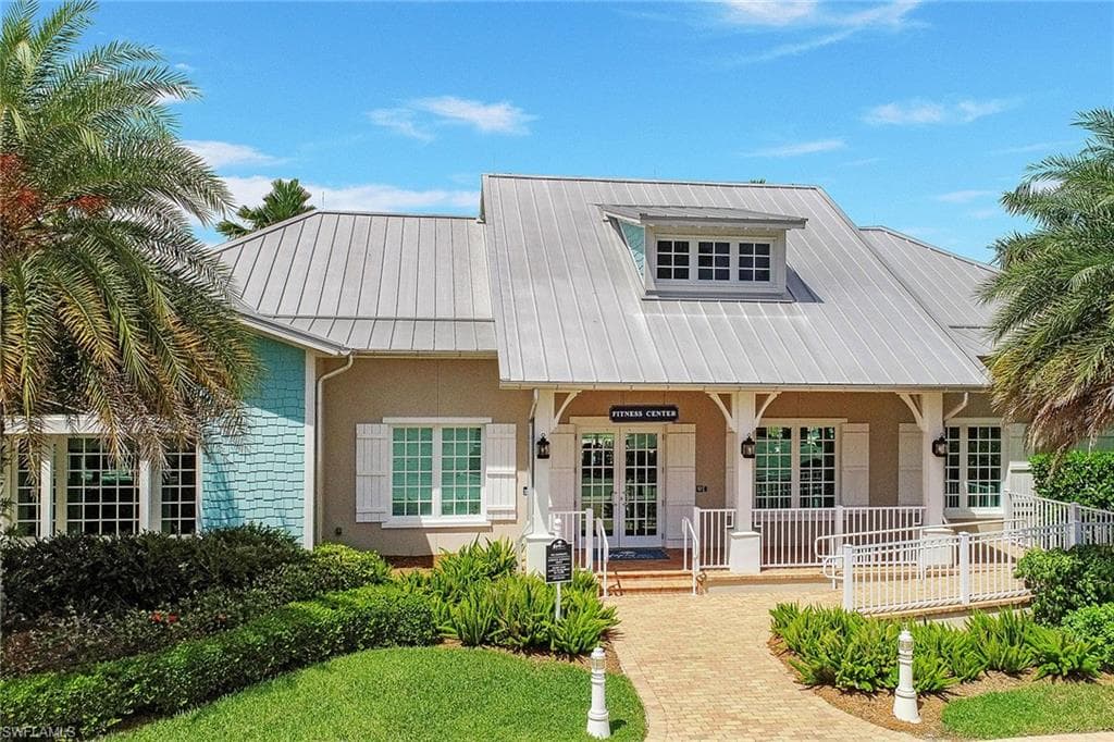 14551 Topsail Dr, Naples, FL 34114-45