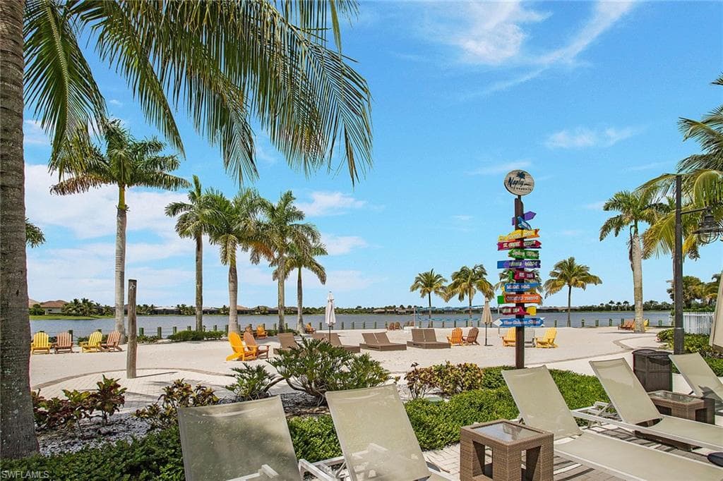 14551 Topsail Dr, Naples, FL 34114-50