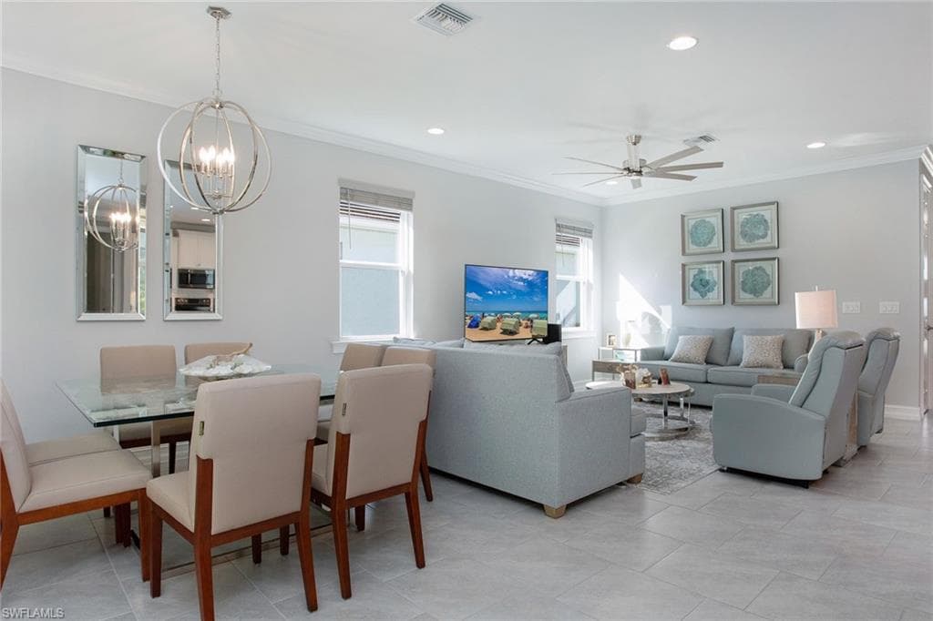 14551 Topsail Dr, Naples, FL 34114-8