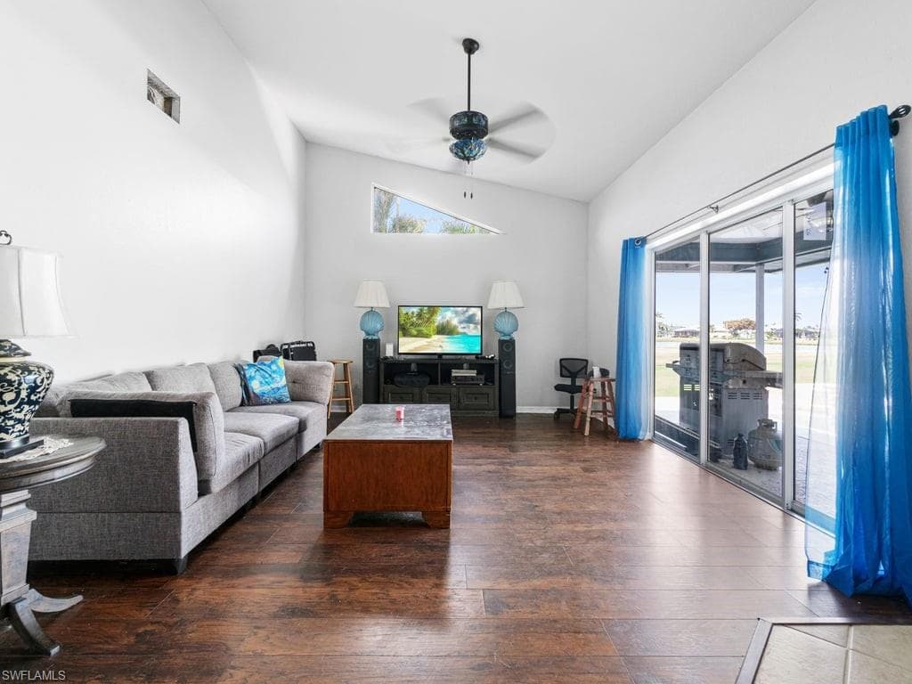 11802 Royal Tee Ct, Cape Coral, FL 33991-13