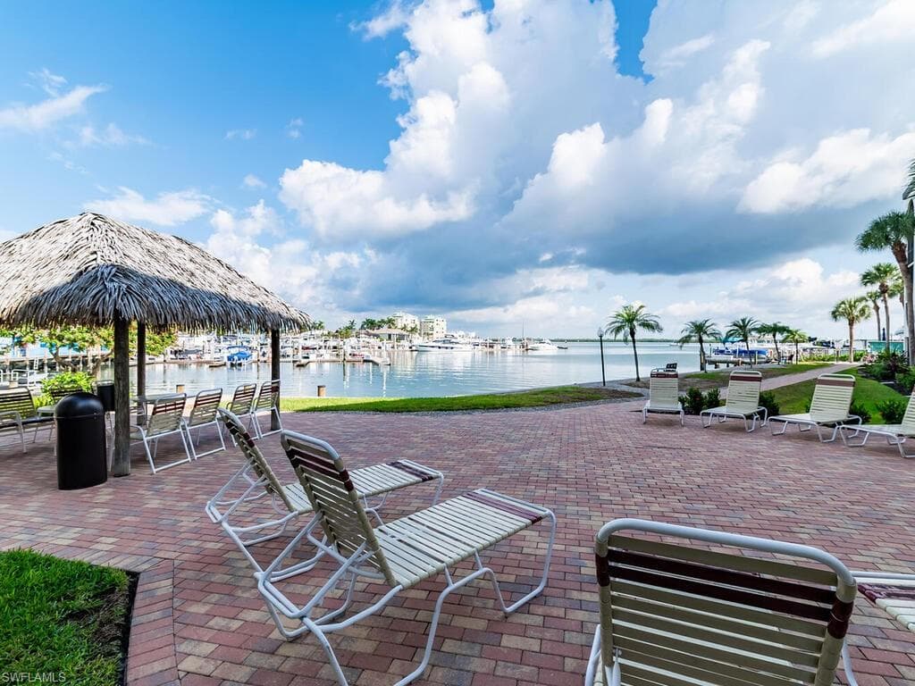 1012 Anglers Cv D-301, Marco Island, FL 34145-27