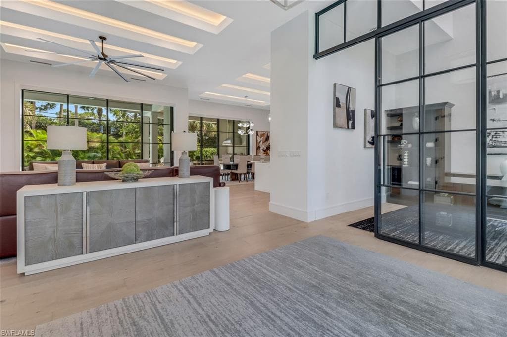 1546 Mandarin Rd, Naples, FL 34102-2