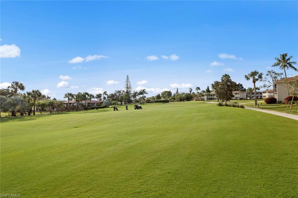260 Winners Cir 2, Naples, FL 34112-4