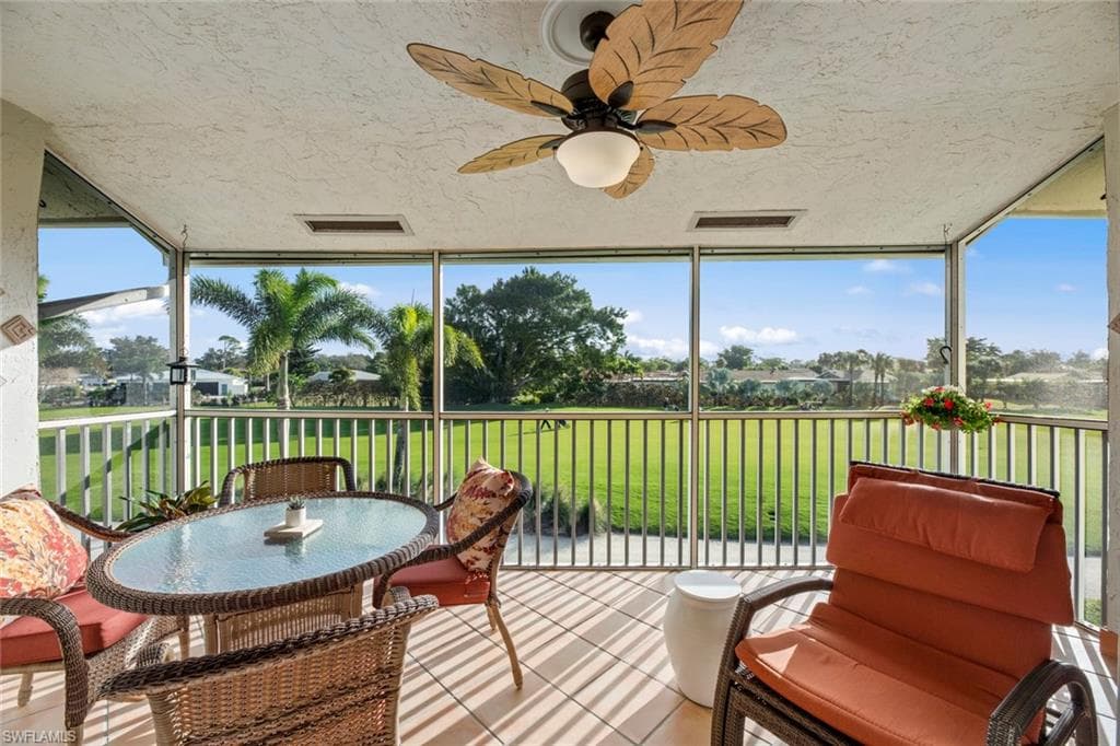 260 Winners Cir 2, Naples, FL 34112-7