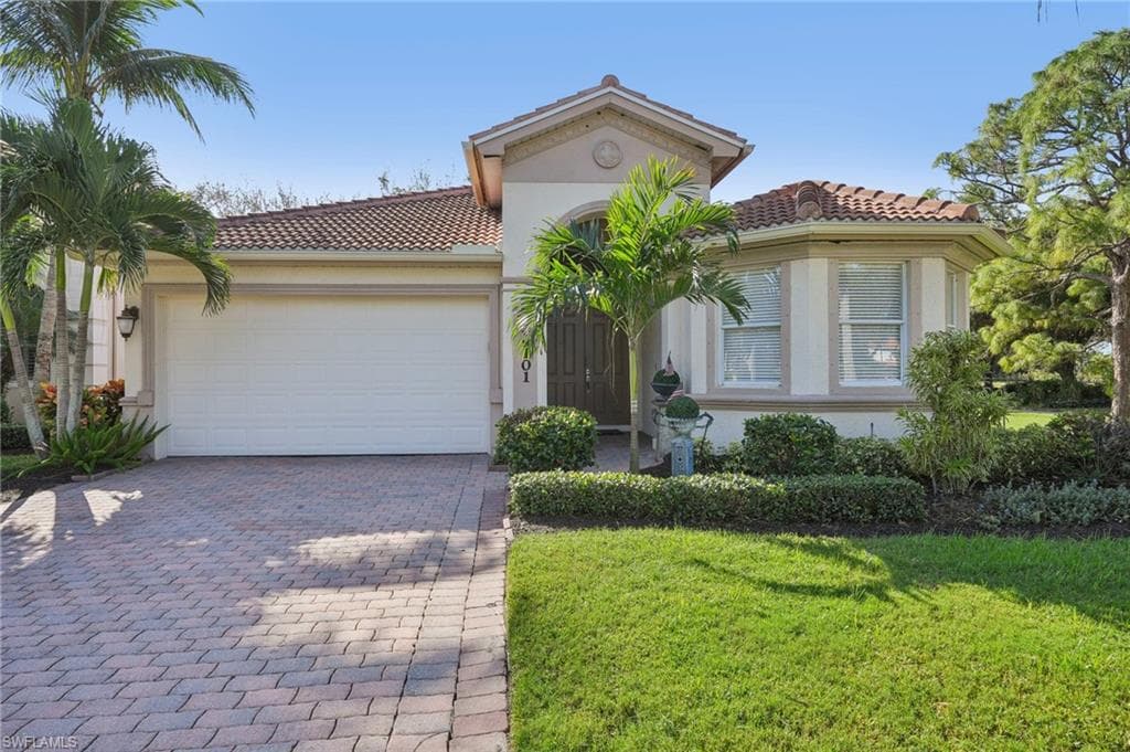 9101 Spanish Moss Way, Bonita Springs, FL 34135-1