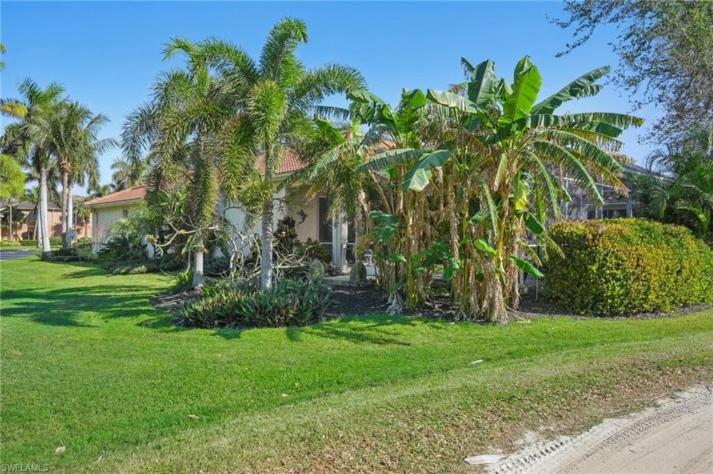 9101 Spanish Moss Way, Bonita Springs, FL 34135-34