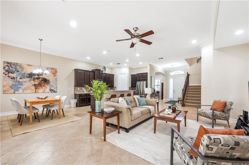 7812 Bucks Run Dr, Naples, FL 34120-11