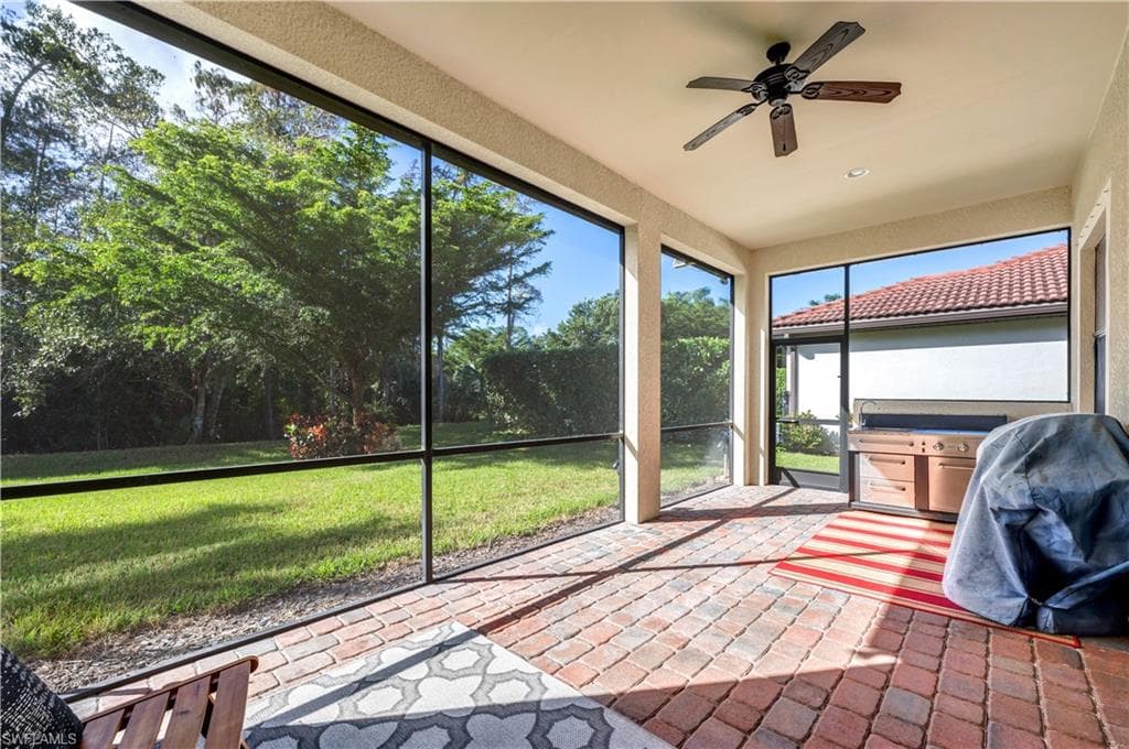 7812 Bucks Run Dr, Naples, FL 34120-35