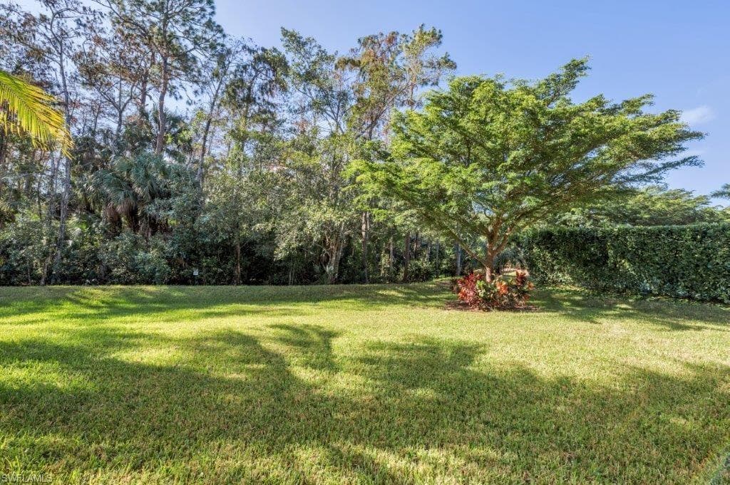 7812 Bucks Run Dr, Naples, FL 34120-39