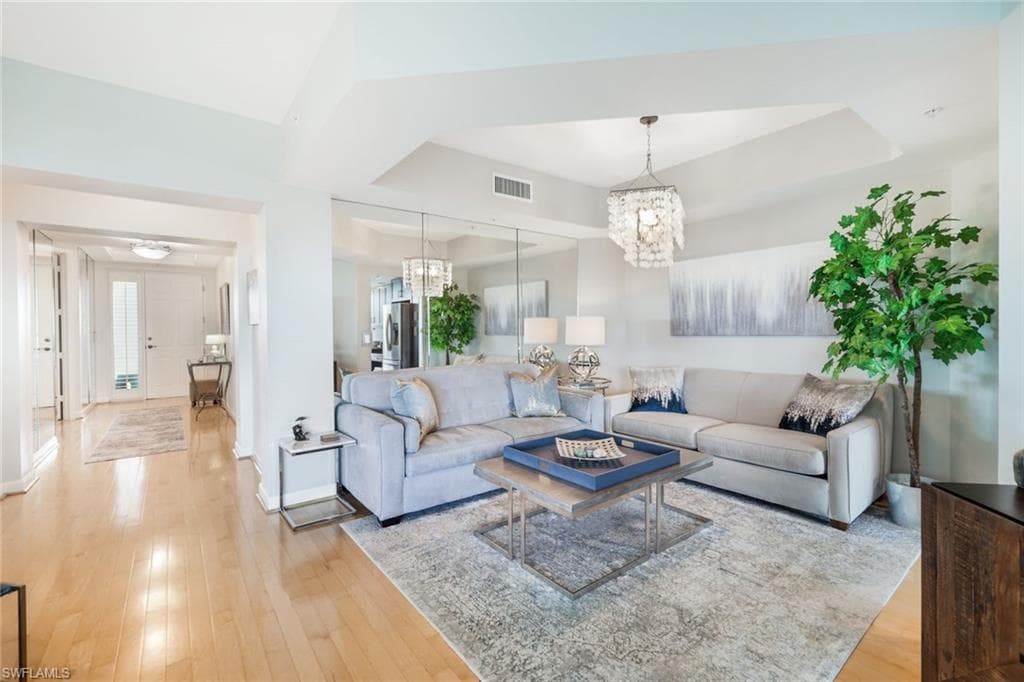 300 Dunes Blvd 505, Naples, FL 34110-15