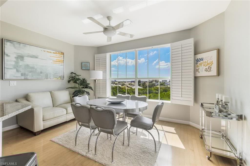 300 Dunes Blvd 505, Naples, FL 34110-16