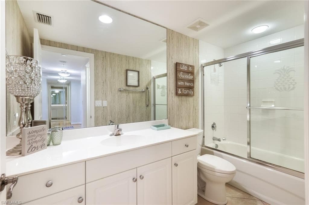 300 Dunes Blvd 505, Naples, FL 34110-28