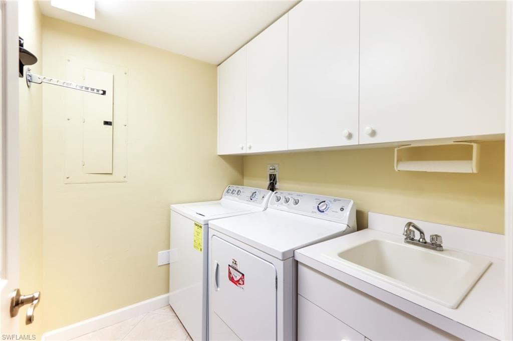 300 Dunes Blvd 505, Naples, FL 34110-30