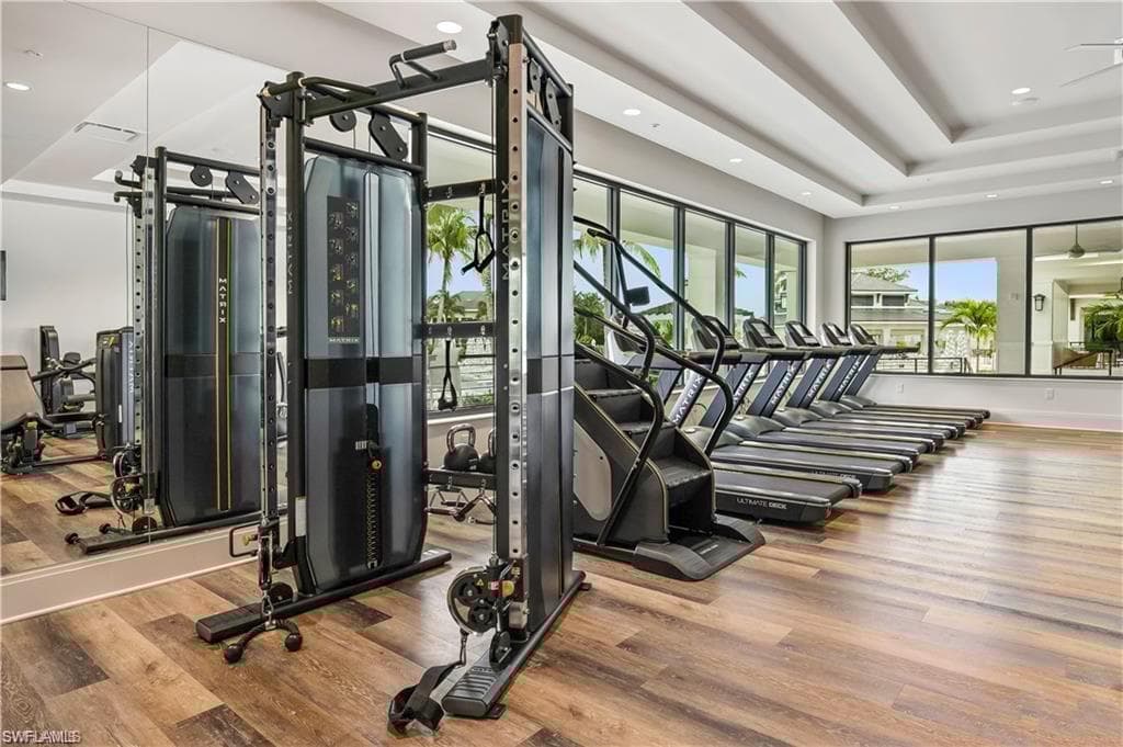 300 Dunes Blvd 505, Naples, FL 34110-38
