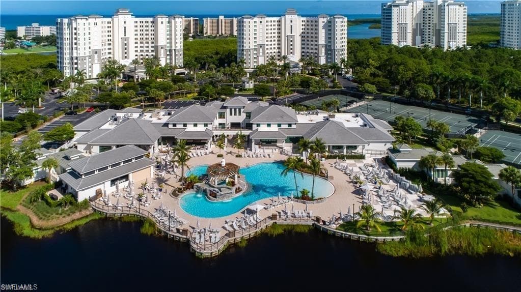300 Dunes Blvd 505, Naples, FL 34110-6