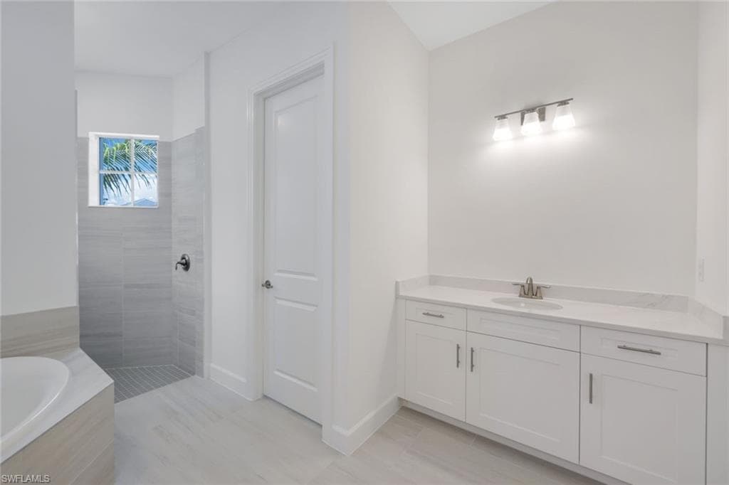 17236 Blue Sapphire Dr, Fort Myers, FL 33913-26