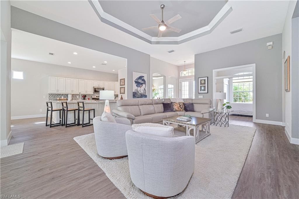 11124 Sea Tropic Ln, Fort Myers, FL 33908-8