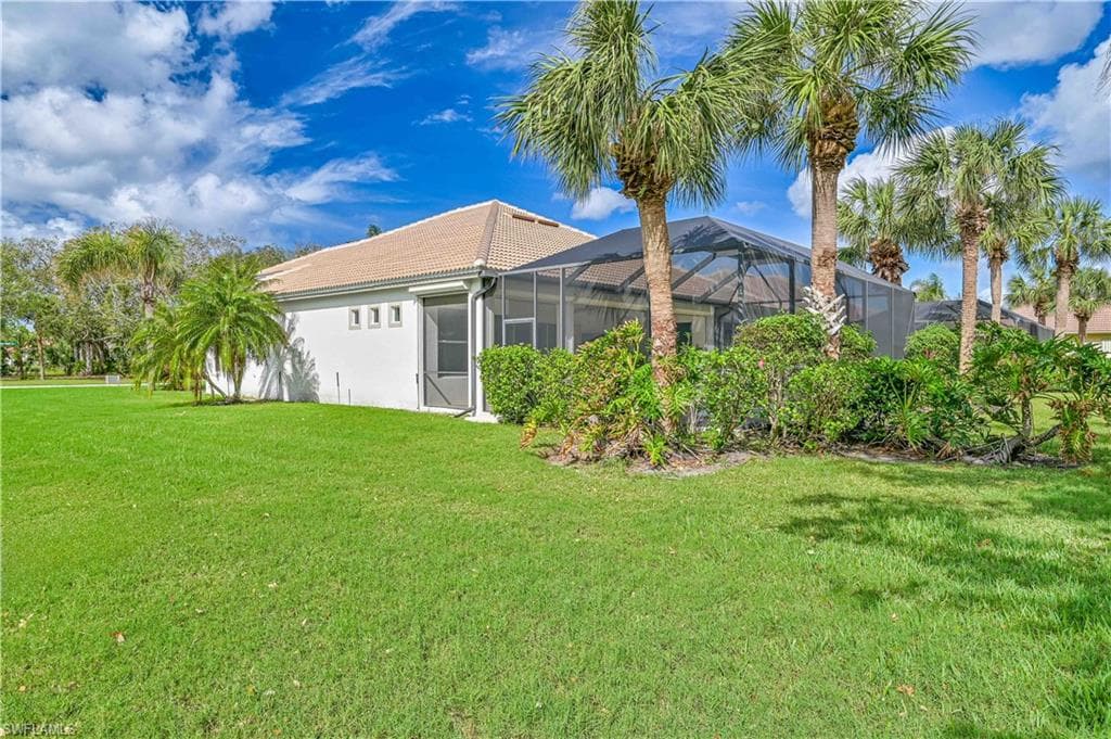 11124 Sea Tropic Ln, Fort Myers, FL 33908-33