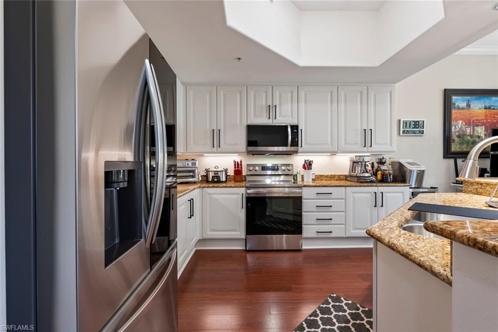 1005 Sandpiper St C-202, Naples, FL 34102-10