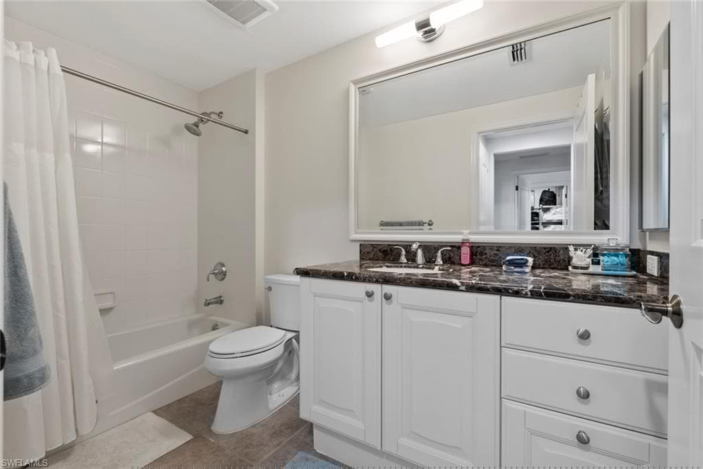 1005 Sandpiper St C-202, Naples, FL 34102-13