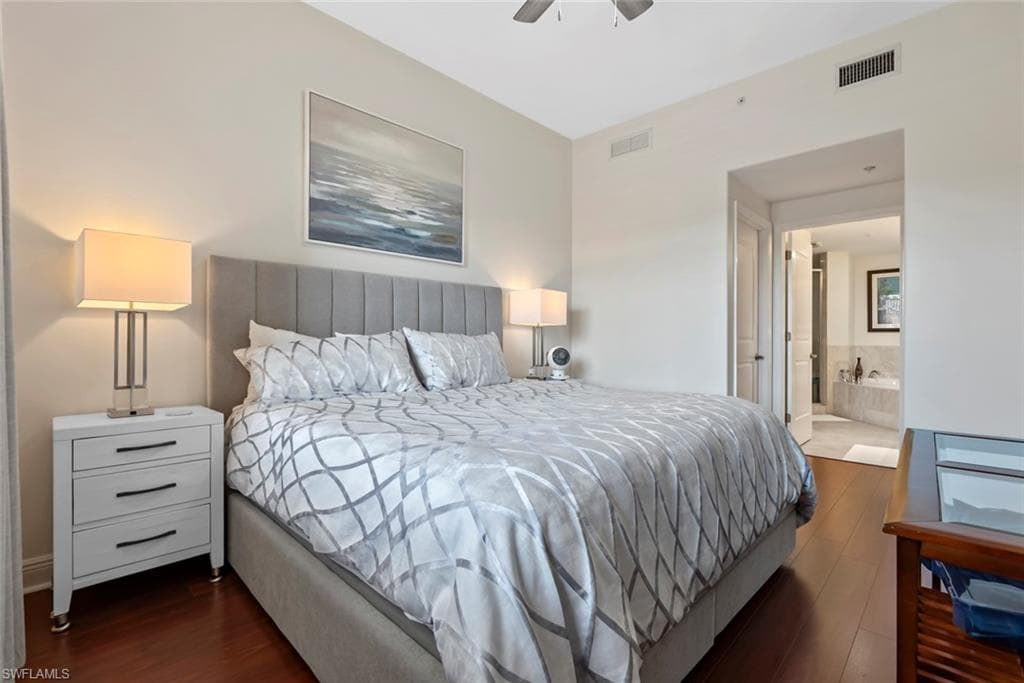 1005 Sandpiper St C-202, Naples, FL 34102-15