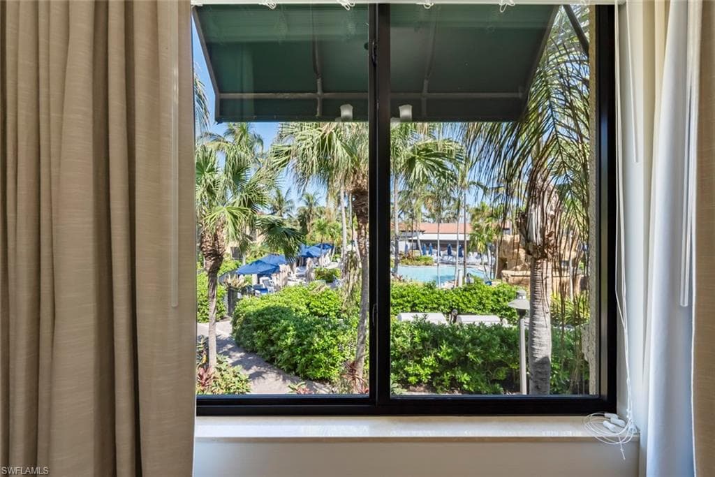 1005 Sandpiper St C-202, Naples, FL 34102-24