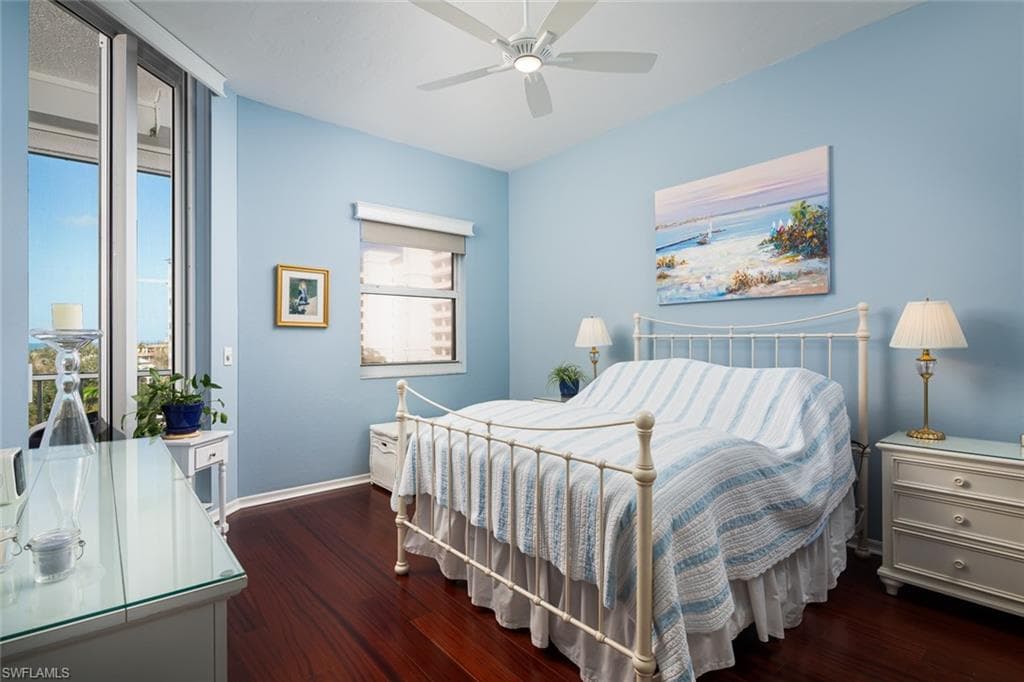 460 Launch Cir Penthouse 01, Naples, FL 34108-10