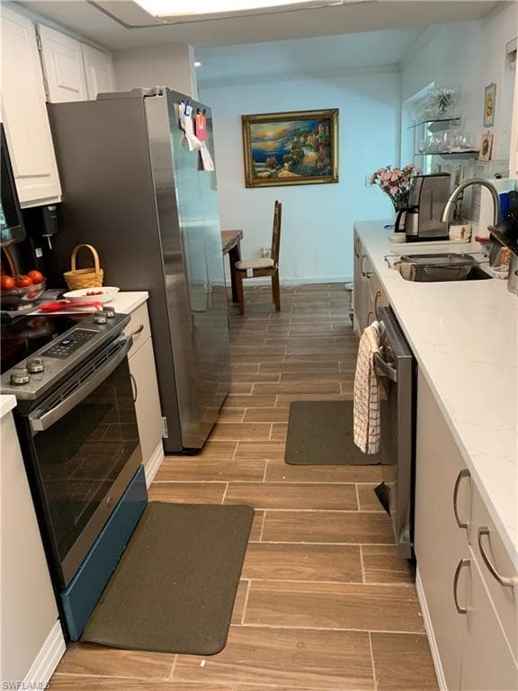 1175 Sandpiper St, Naples, FL 34102-11