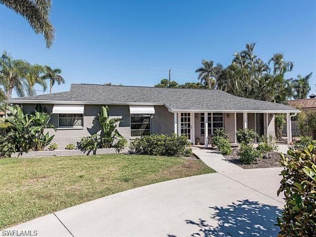 1175 Sandpiper St, Naples, FL 34102-4