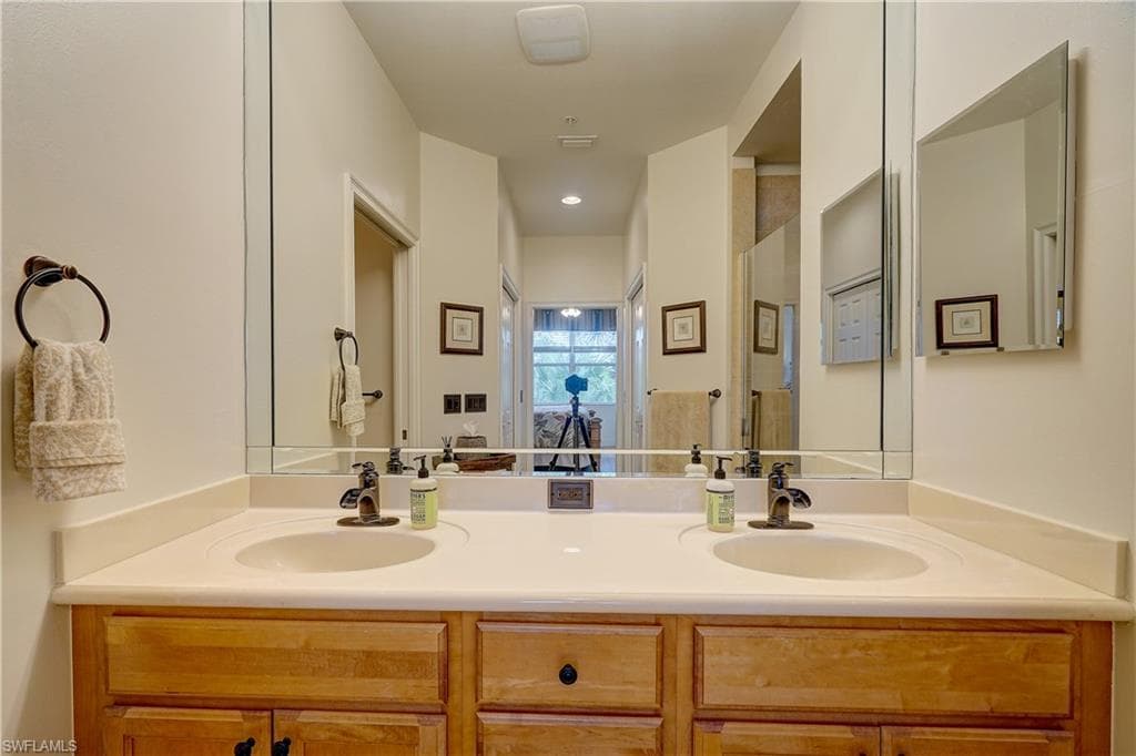 11081 Corsia Trieste Way 204, Bonita Springs, FL 34135-18
