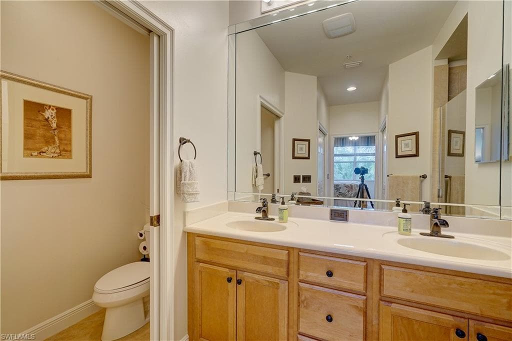 11081 Corsia Trieste Way 204, Bonita Springs, FL 34135-20