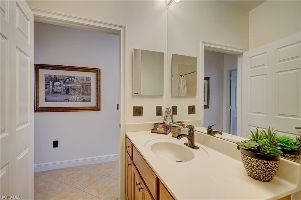 11081 Corsia Trieste Way 204, Bonita Springs, FL 34135-25
