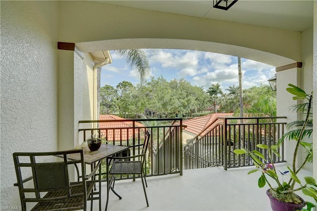 11081 Corsia Trieste Way 204, Bonita Springs, FL 34135-32
