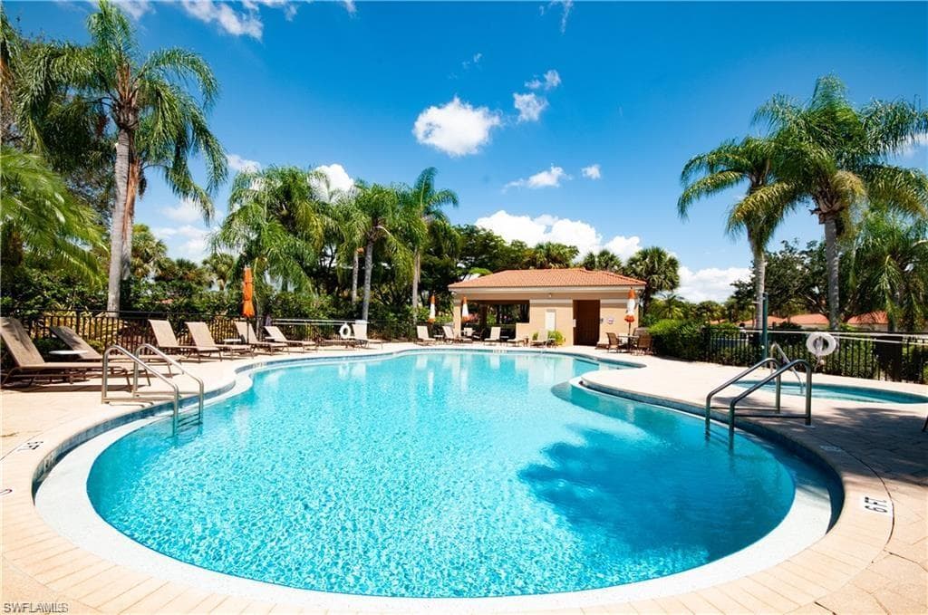 11081 Corsia Trieste Way 204, Bonita Springs, FL 34135-34