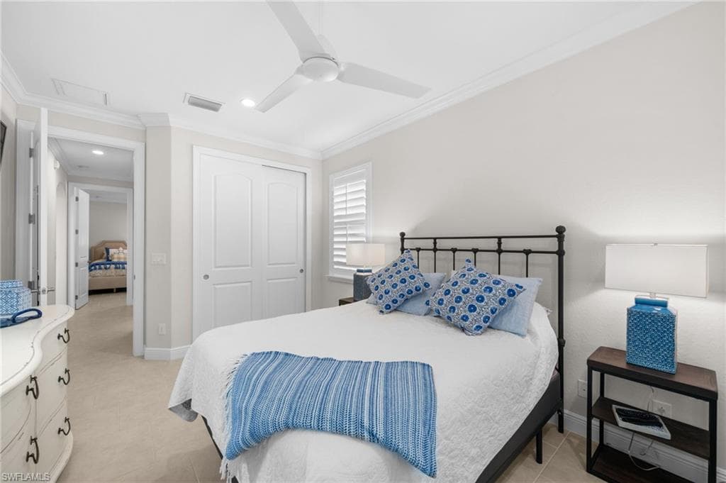10067 Palazzo Dr, Naples, FL 34119-27