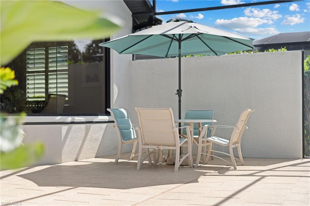 10067 Palazzo Dr, Naples, FL 34119-40