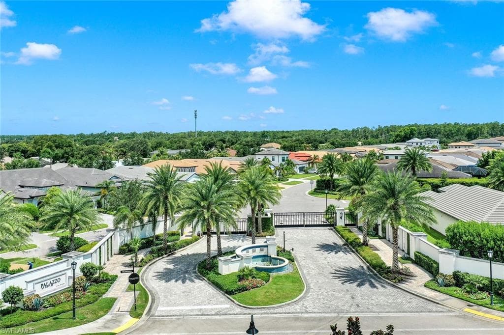 10067 Palazzo Dr, Naples, FL 34119-47