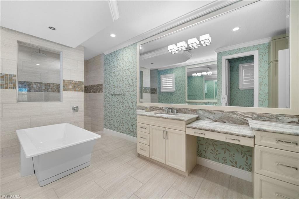 10067 Palazzo Dr, Naples, FL 34119-7