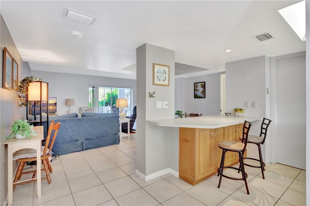 8 Watercolor Way 8, Naples, FL 34113-11