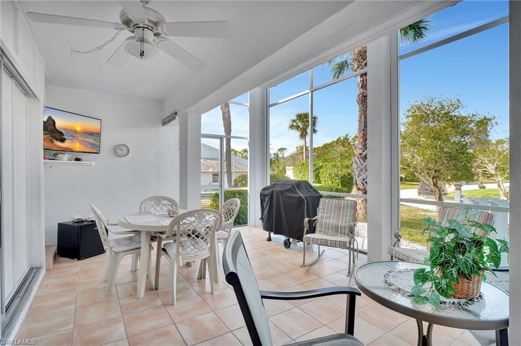 8 Watercolor Way 8, Naples, FL 34113-19
