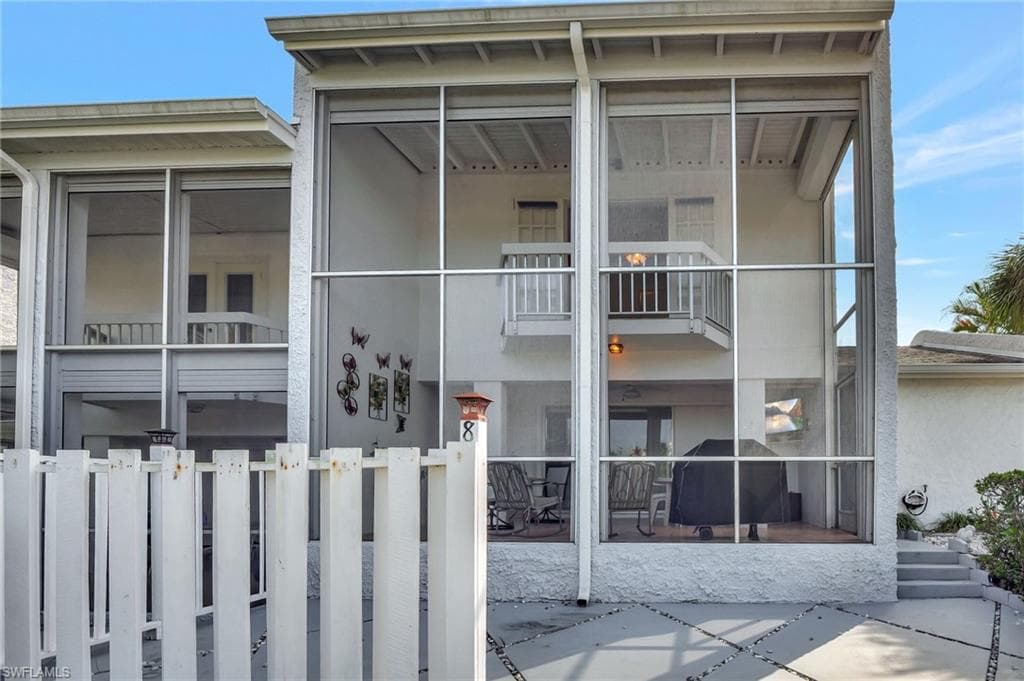8 Watercolor Way 8, Naples, FL 34113-40