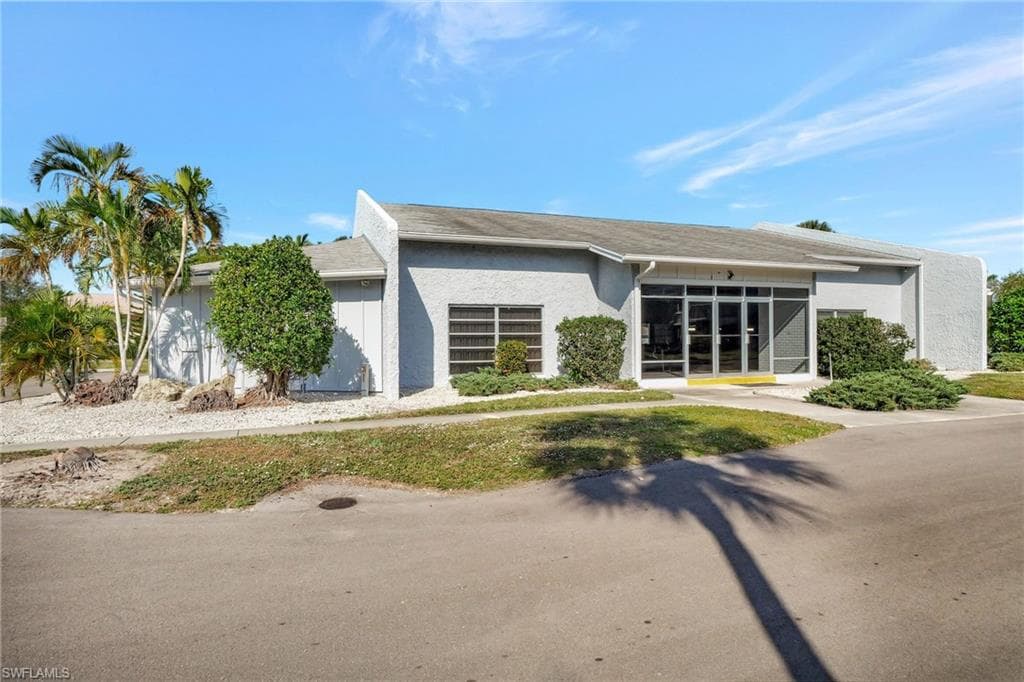 8 Watercolor Way 8, Naples, FL 34113-43