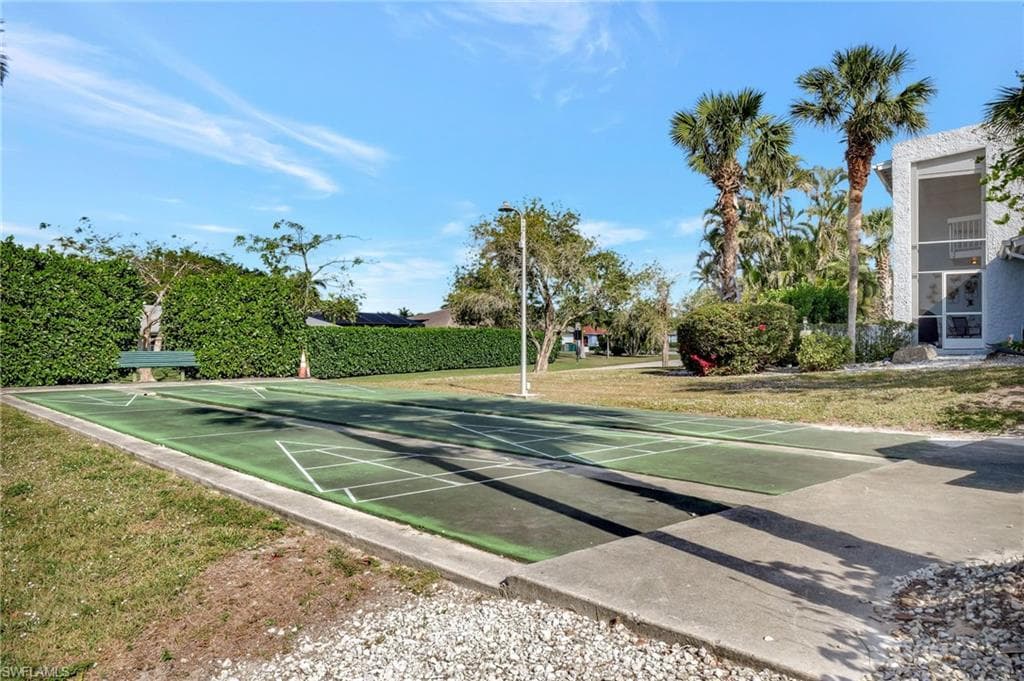 8 Watercolor Way 8, Naples, FL 34113-44