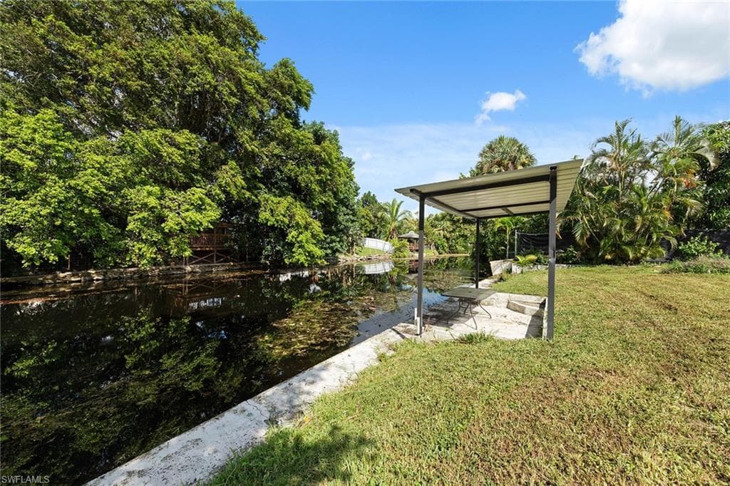 2185 41st Ter SW, Naples, FL 34116-30