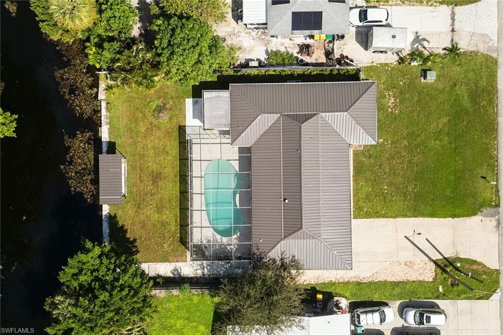 2185 41st Ter SW, Naples, FL 34116-34