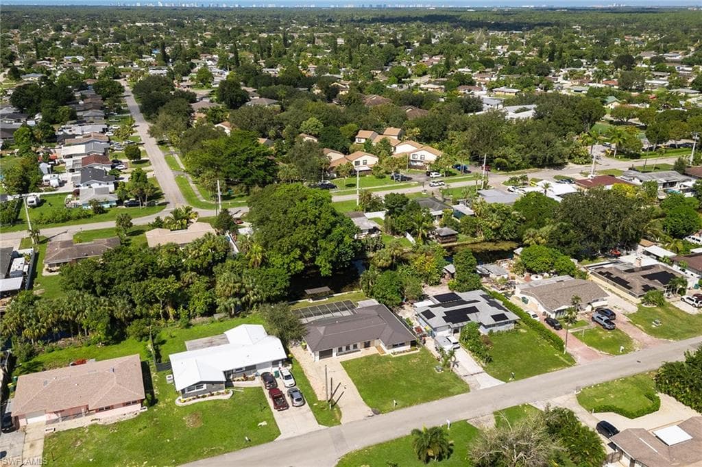 2185 41st Ter SW, Naples, FL 34116-39