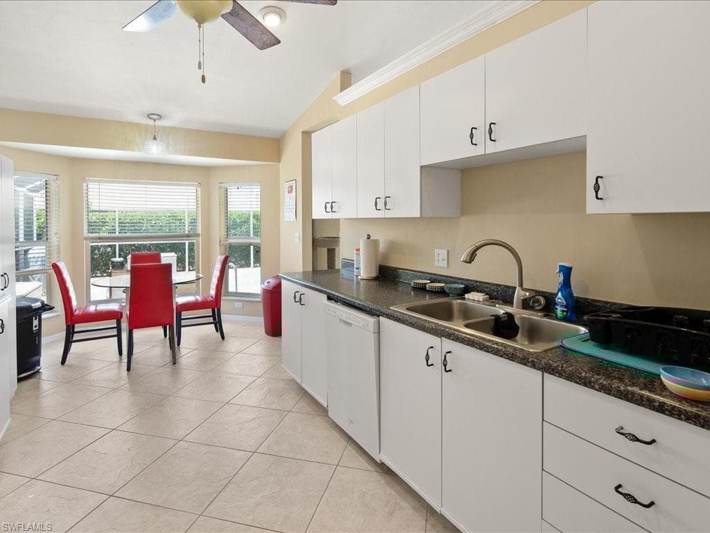 160 Kirkwood St, Marco Island, FL 34145-11