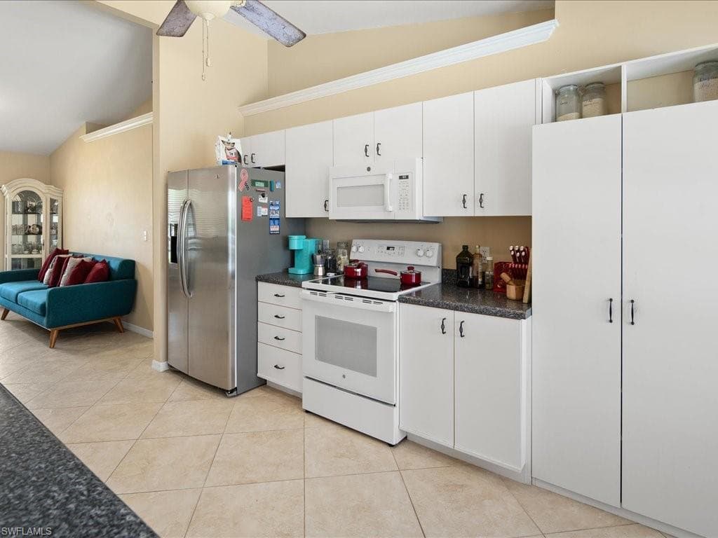 160 Kirkwood St, Marco Island, FL 34145-12