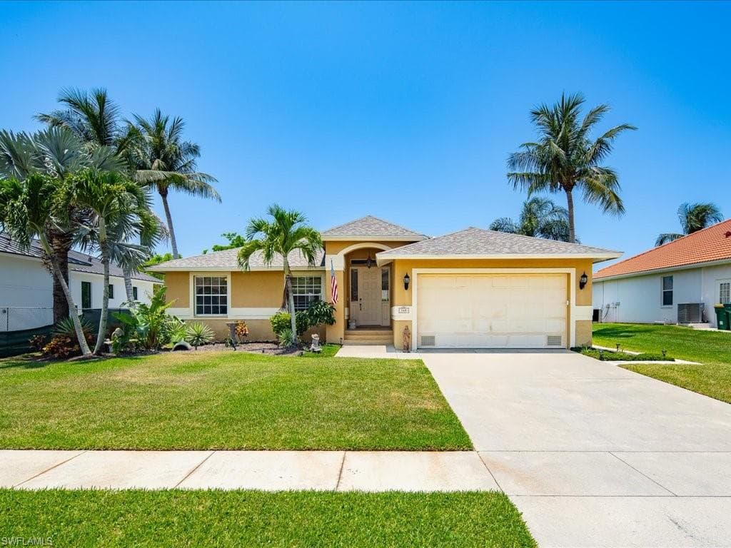 160 Kirkwood St, Marco Island, FL 34145-3